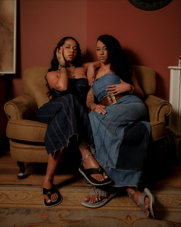 Detalhes da coleção Tasha & Tracie